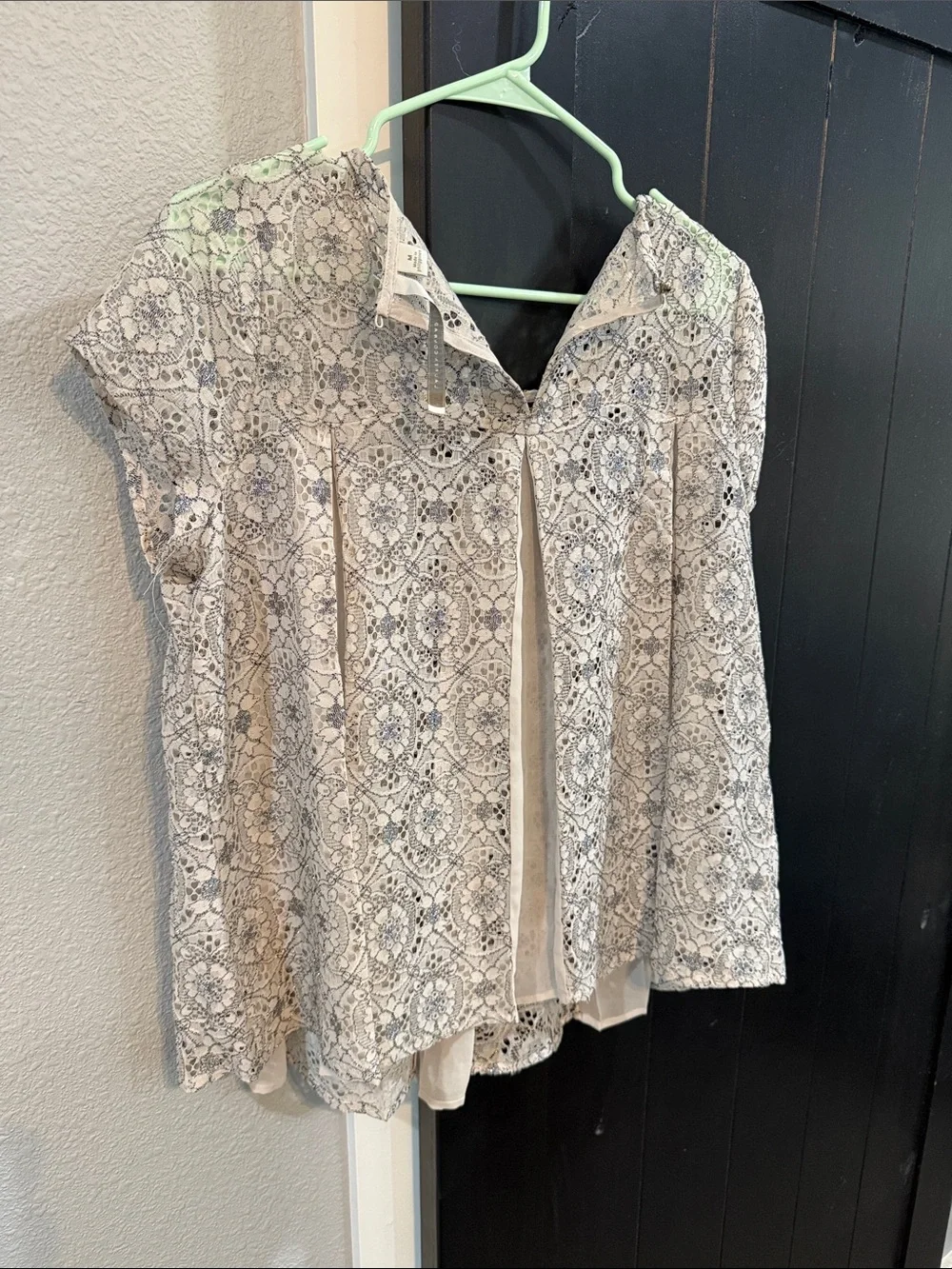 Lauren Conrad gently worn. - Picture 3 of 5